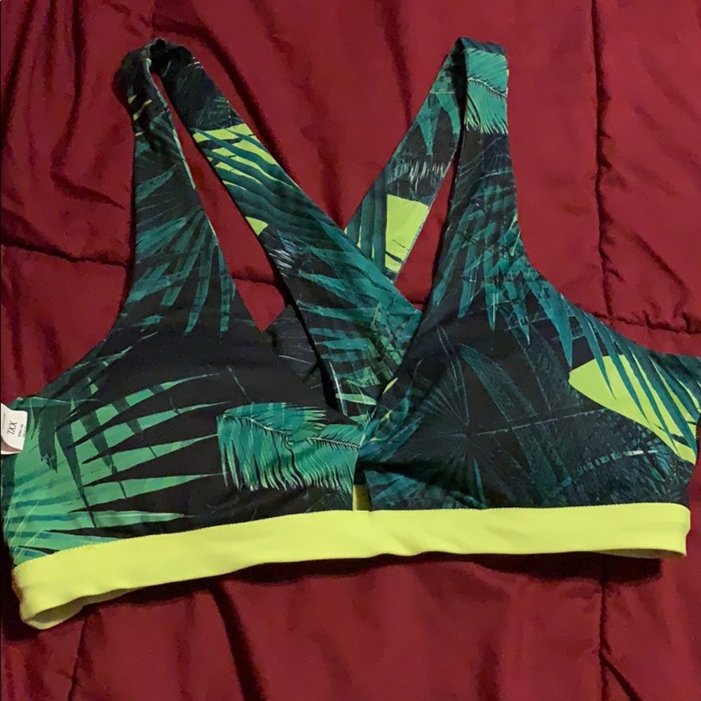 Sports bra